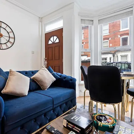 Luxe Stays - Seeps 8 - Free Parking - Modern Home Nottingham Exterior photo